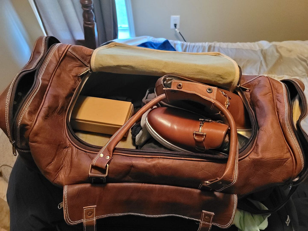 Traveler Weekender Duffle Bag + FREE Toiletry Bag