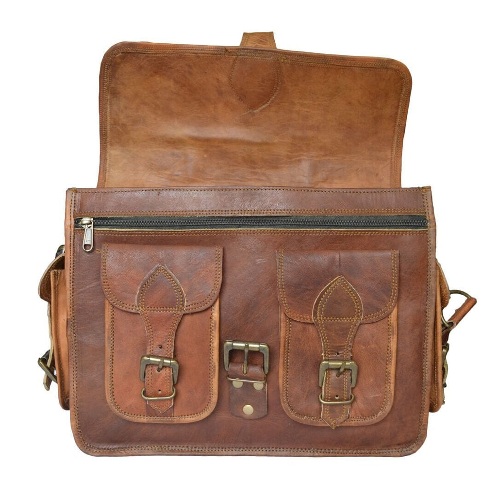 The Robert Capa Camera Messenger