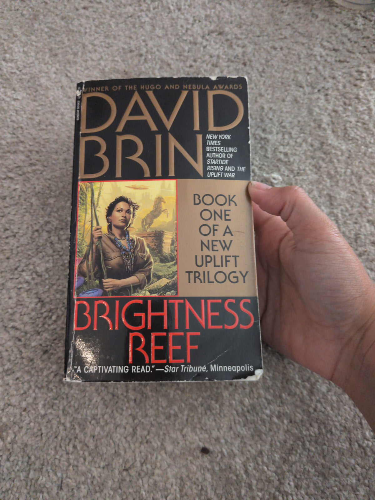 Brightness Reef (The Uplift Trilogy, Book 1) [Mass Market Paperback] Brin, David