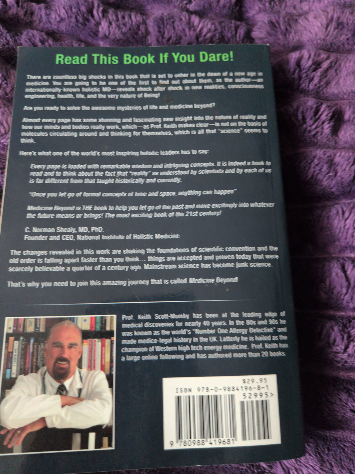 Beyond Medicine by Keith Scott Mumby: New Dimensions of Biology and Healing Beyond the Everyday Laws of Physics