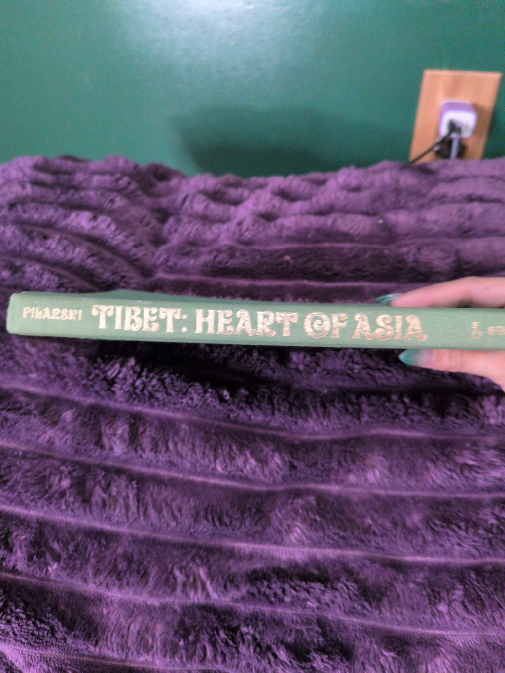 Tibet: Heart of Asia by Laura Pilarski - 1st Printing